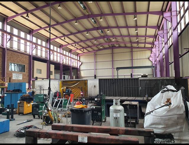 1,358M² FACTORY FOR SALE IN MEYERTON CENTRAL